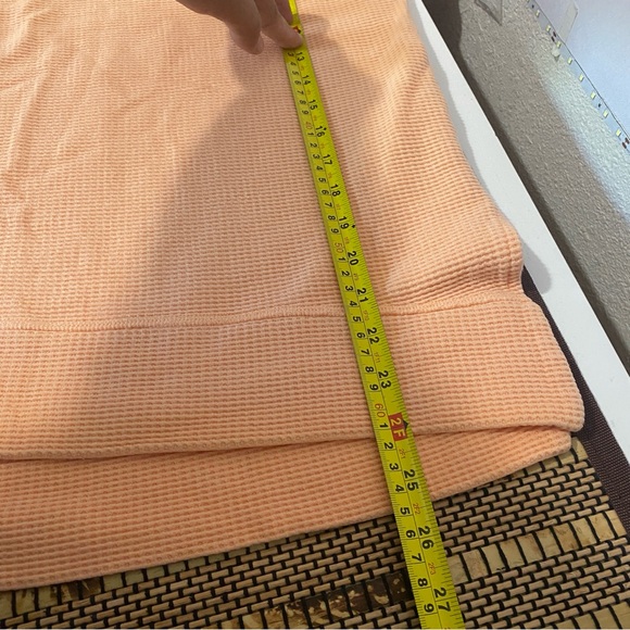 Athleta Coaster Luxe Waffle Sweatshirt XL Peach Comfy Minimalist‎ Soft Cozy - Picture 12 of 12